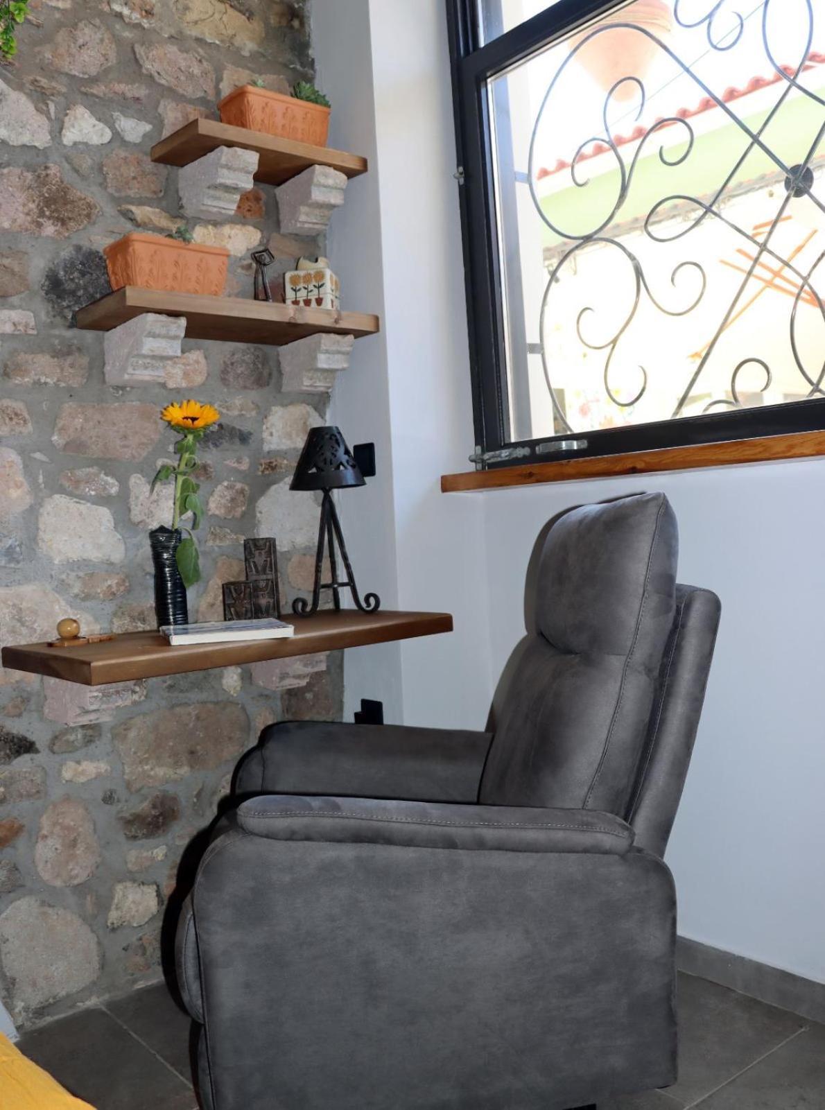 Mine Apartment Mytilene Exterior photo